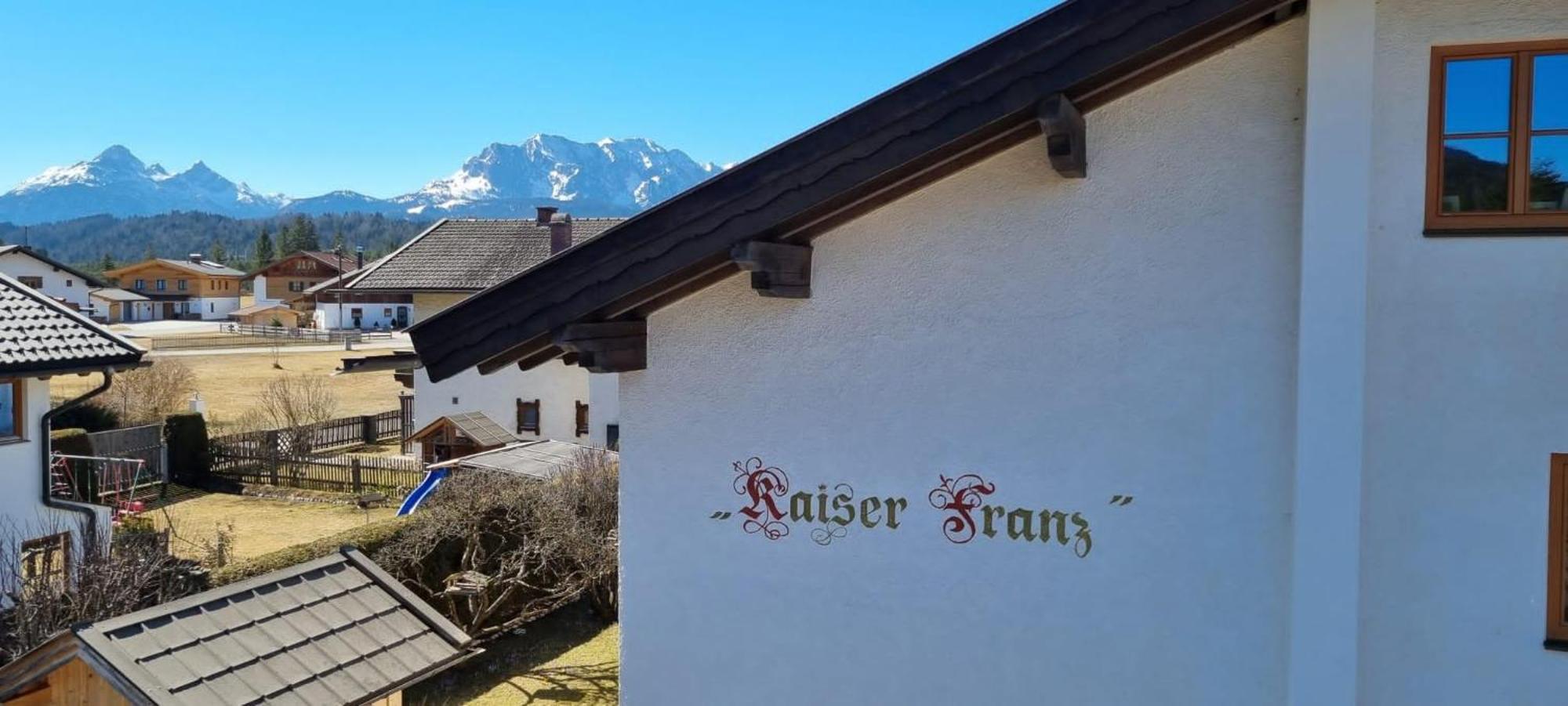 Ferienwohnungen Kaiser Franz Krün エクステリア 写真